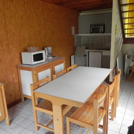 Le Castella Шале Luzenac