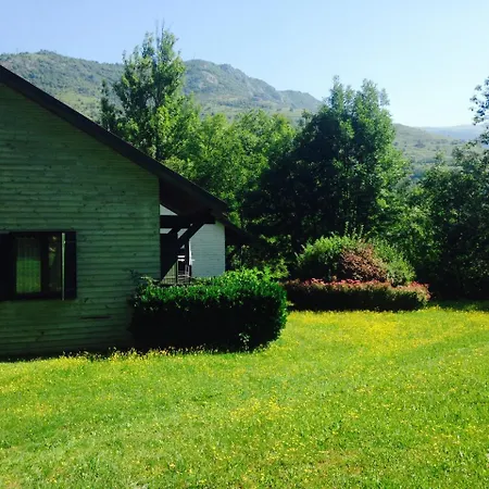 Camping Le Castella * Luzenac